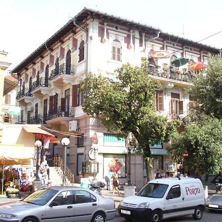 Green Market Apartment Opatija Luaran gambar
