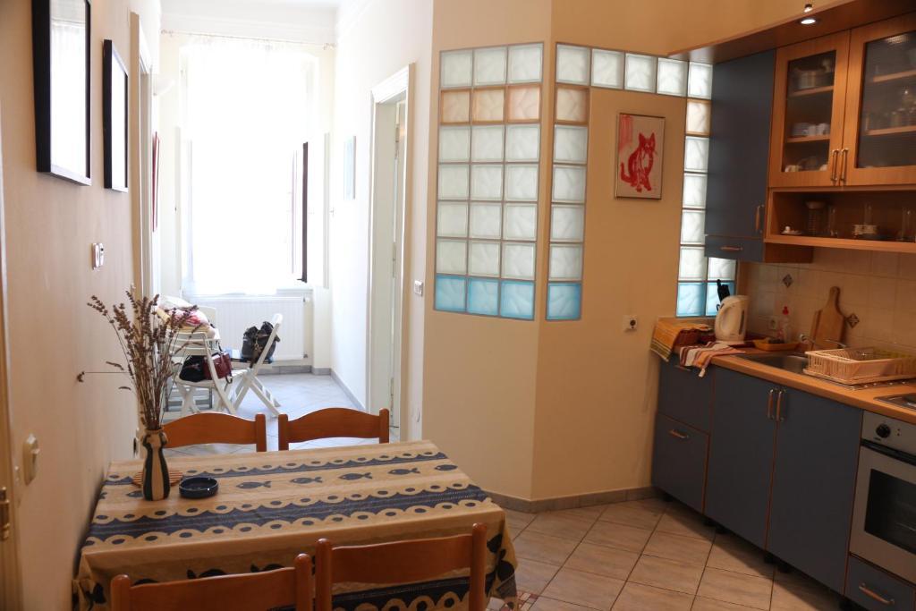 Green Market Apartment Opatija Bilik gambar